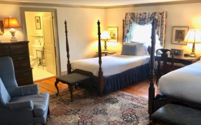 Harborside Triple room