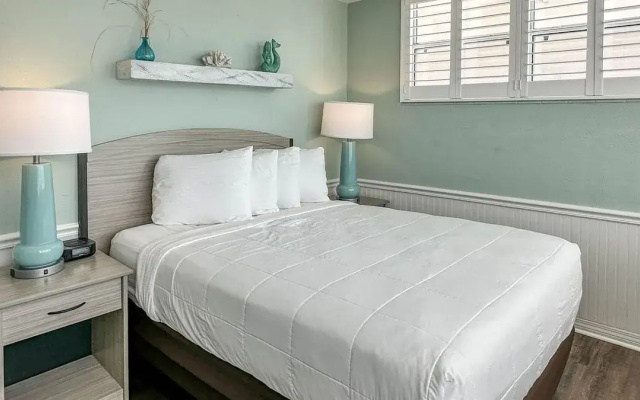 Gulf Front Double Suite
