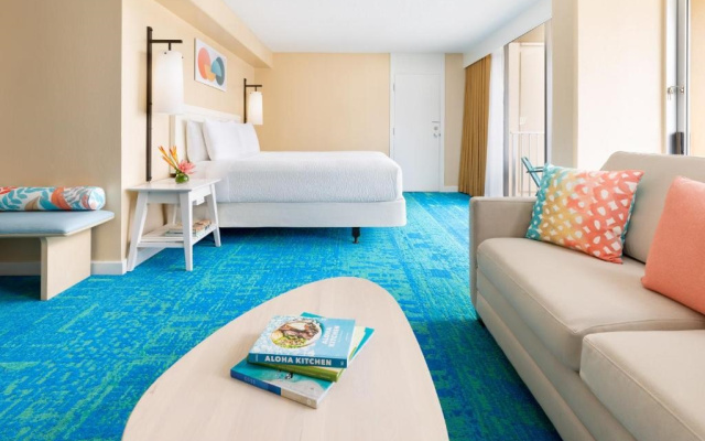 Junior Suite with partial ocean view