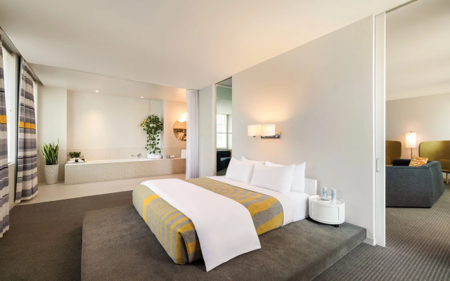 Delphi Penthouse Double Suite