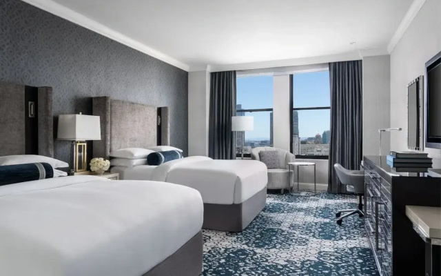 Club Level Twin room