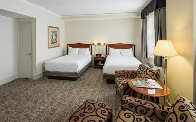Quadruple room