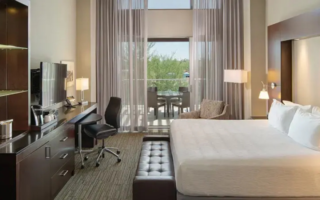 Patio Accessible Deluxe Guest Room