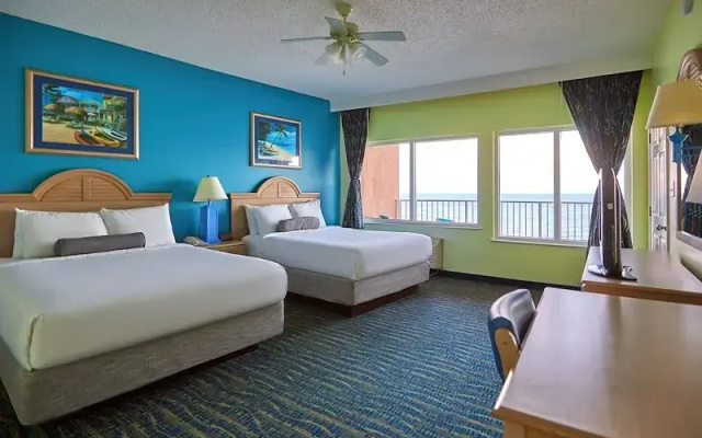 Premier with Kitchen ADA Suite beachfront