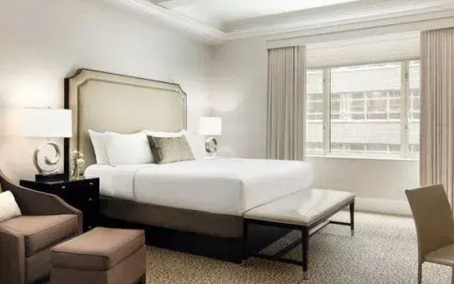 Premier Double room with city view