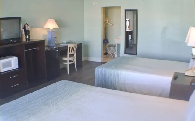 Dunes Accessible room Poolside