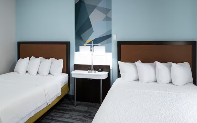 1 Bedroom Quadruple Suite