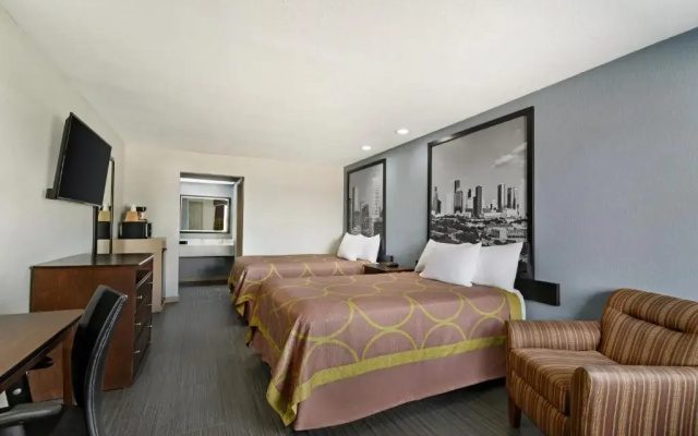 Quadruple room