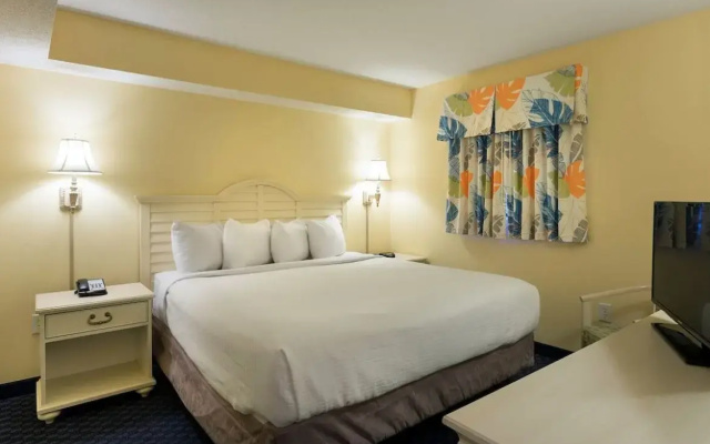 1 Bedroom North Tower Condo with ocean view