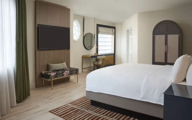 Double Suite