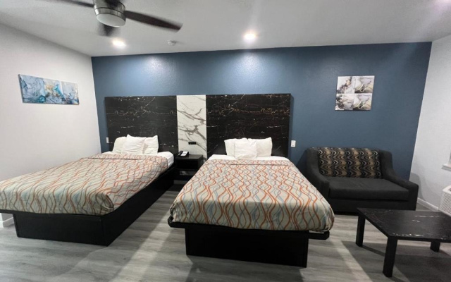 Deluxe Quadruple room