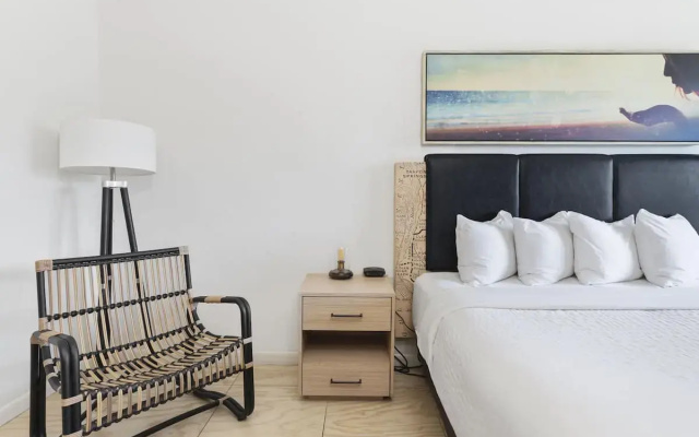 Premium Poolside Double room