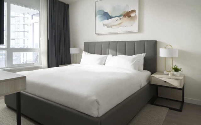 2 Bedrooms Sky Home