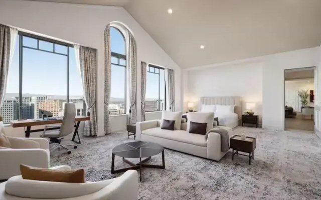International Double Suite