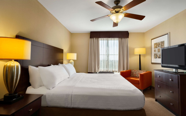 1 Bedroom NONSMOKING Suite