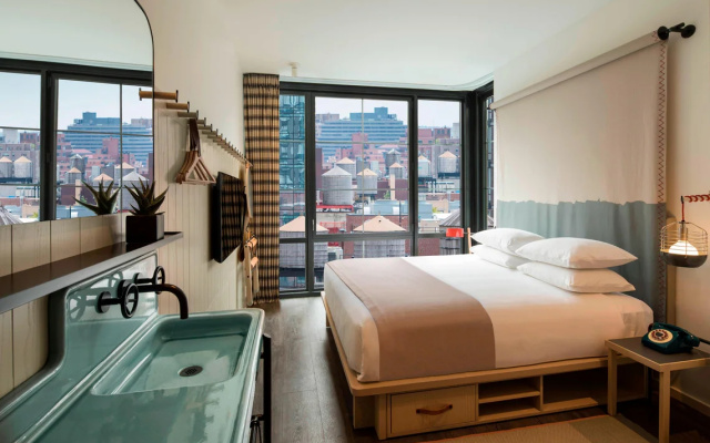 Guest room
