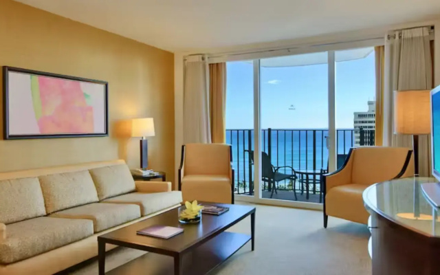 1 Bedroom Premium Double Suite with ocean view