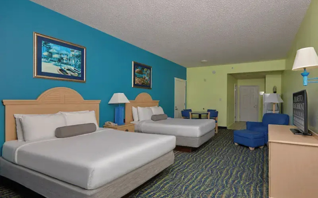 Classic Twin room beachfront