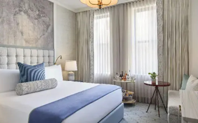Deluxe Wall Street Double room