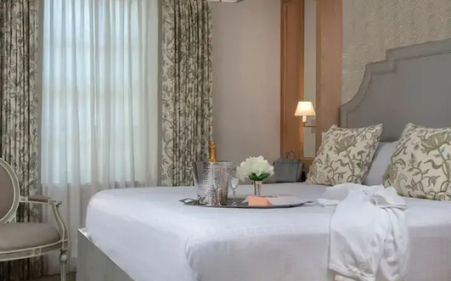 Iberville Double Suite