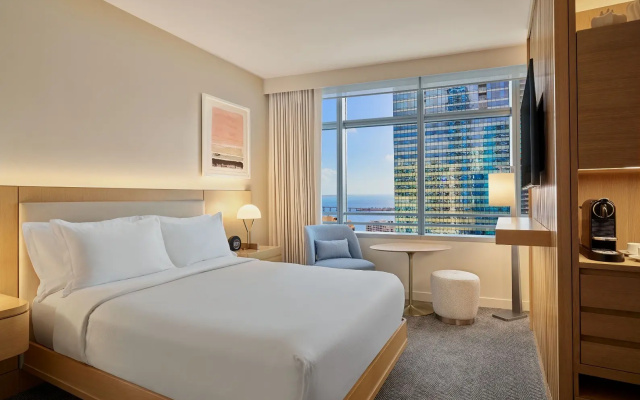 Room Bay View