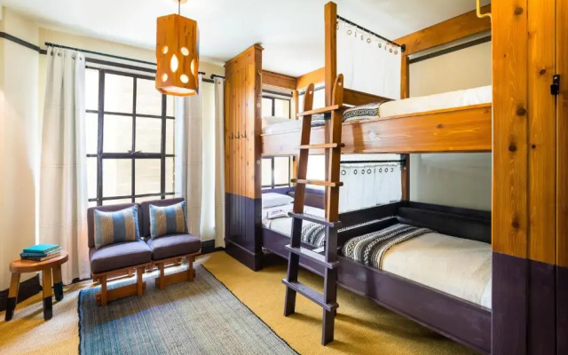 Premium Quadruple room
