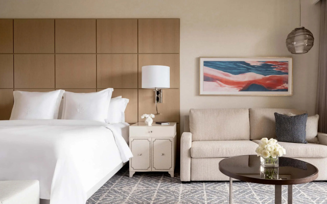 Golden Oak View Double room