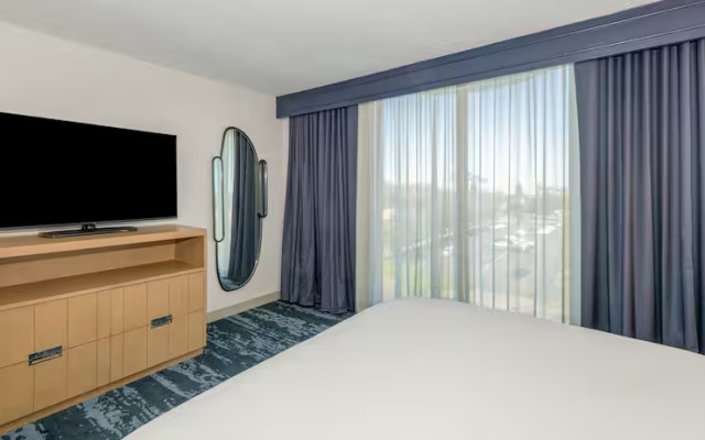 2 Room Suite