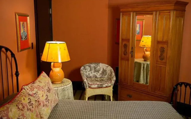 The Burroughs Quadruple room
