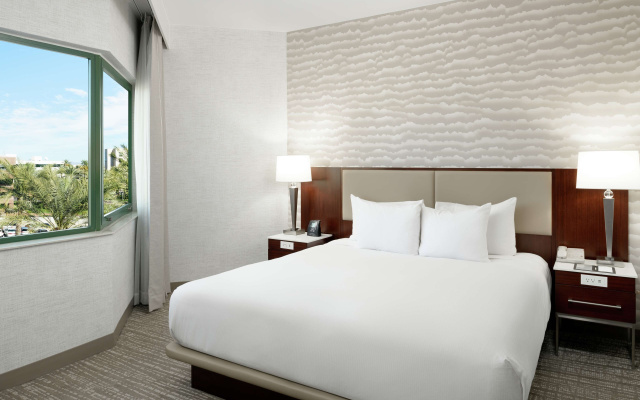 Accessible Double Suite