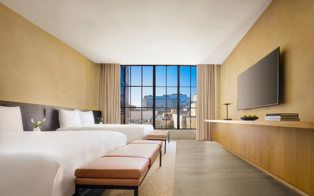 Deluxe Accessible Quadruple room