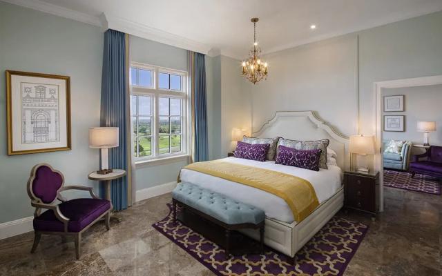 Tower Double Suite