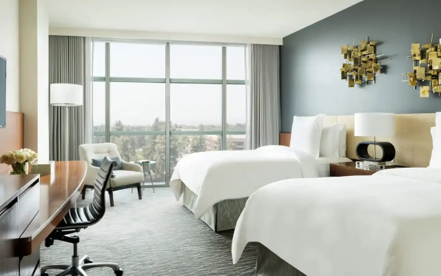 Deluxe Quadruple room