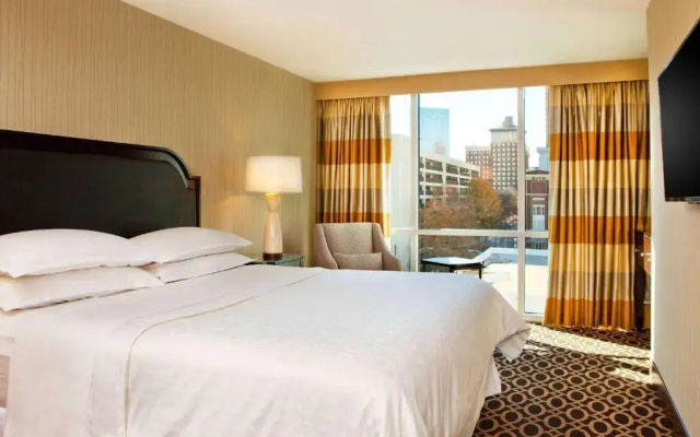 Corner Double Suite