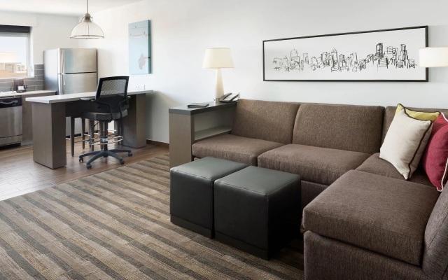 Specialty Double Suite
