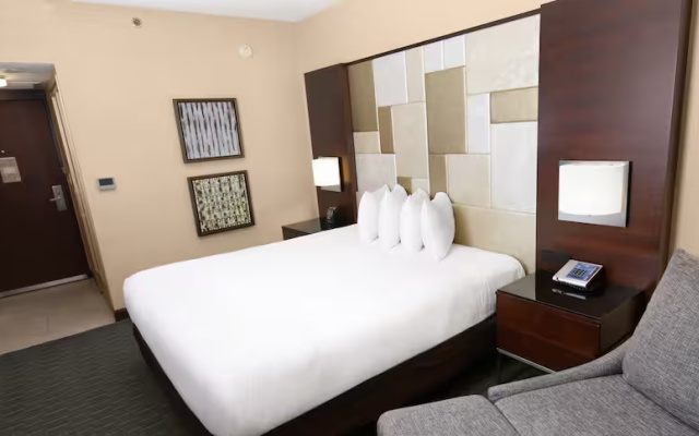 Double room with pool view