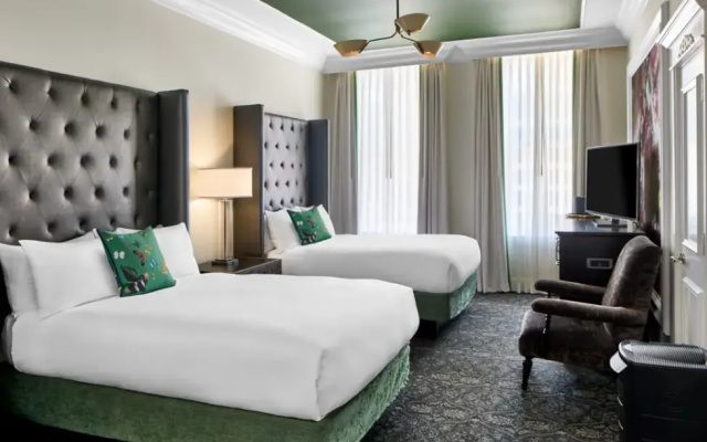 Pure (R) Wellness Quadruple room