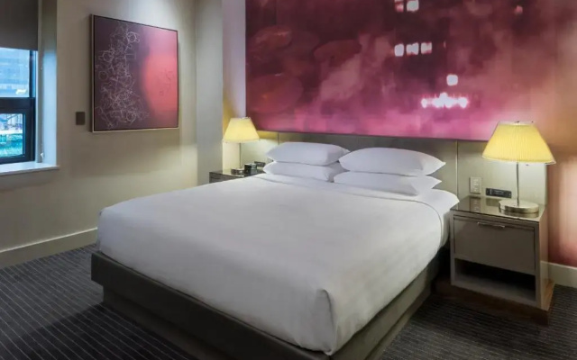 Corner Double Suite