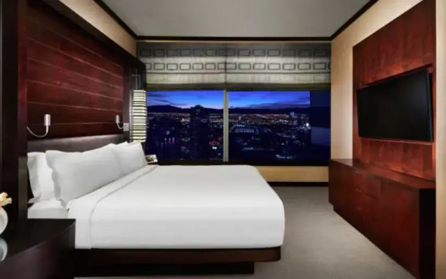 2 Bedrooms Penthouse