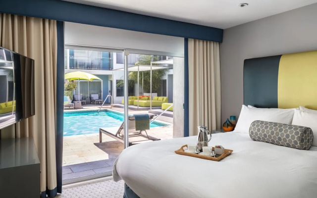 1 Bedroom Deluxe Double Suite
