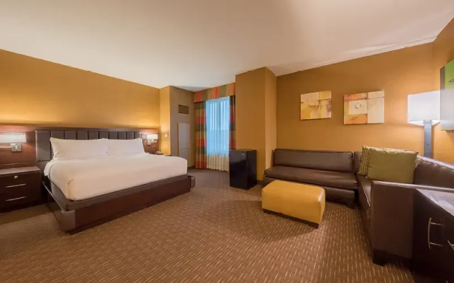 West End Rush Tower Double Suite