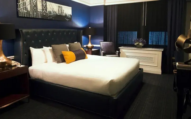 Randolph Double Suite