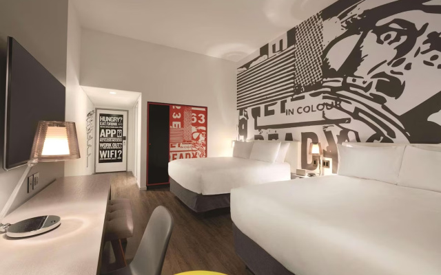 High Floor Quadruple Studio