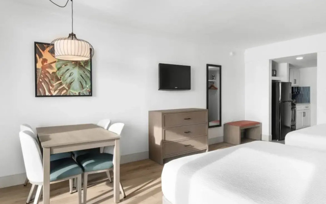 Deluxe Double Efficiency oceanfront