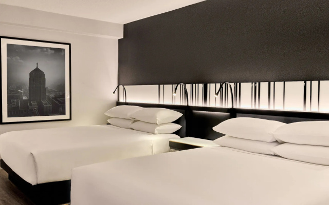 Quadruple room with city view