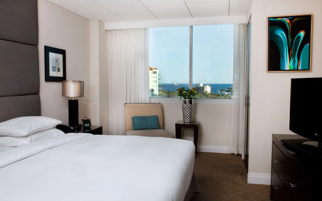 Large Intracoastal view Double Suite with balcony