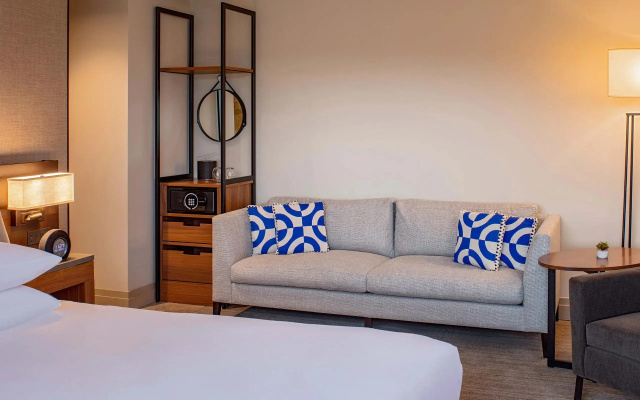 Deluxe Double room with partial lake view