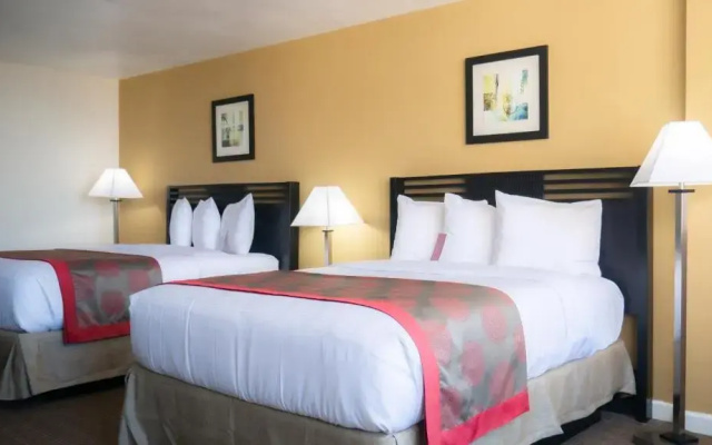 Double room with balcony and with partial ocean view