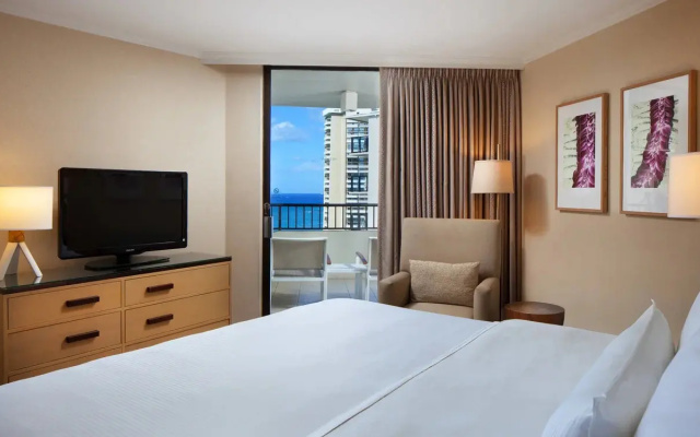 Tower No Balcony Double Suite oceanfront