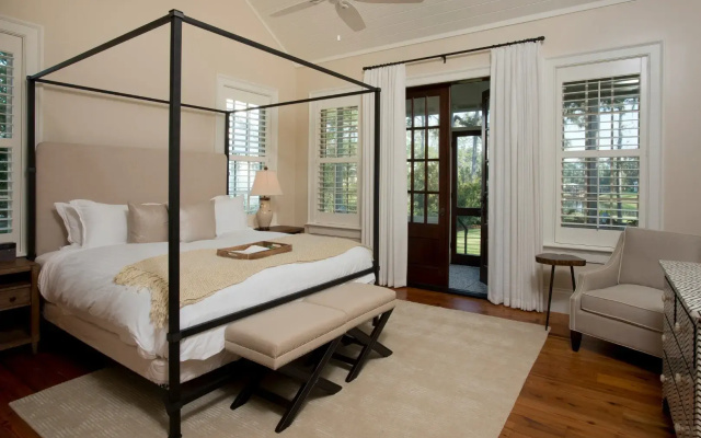 5 Bedrooms Signature Residence with lagoon view